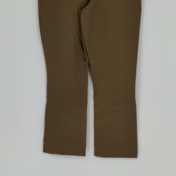 Everlane Women's The Kick Crop Work Pant Size 4 Olive Green Side Zip Bootcut - Picture 6 of 15